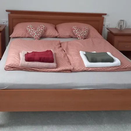 Eden Garten Vendeghaz 3*